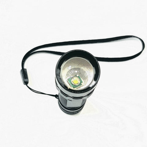 Image of 2,000 Lumen Super Bright LED Flashlight 3 Modes / Zoomable
