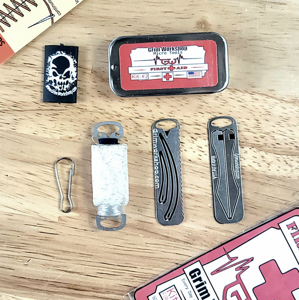 Micro First Aid Kit : Pocket Size First Aid Tool Kit