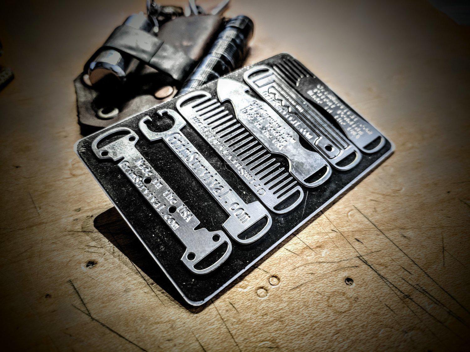 Credit Card Sized Micro Tool Holder (Tools not included)-Grimworkshop-bugoutbag-bushcraft-edc-gear-edctool-everydaycarry-survivalcard-survivalkit-wilderness-prepping-toolkit