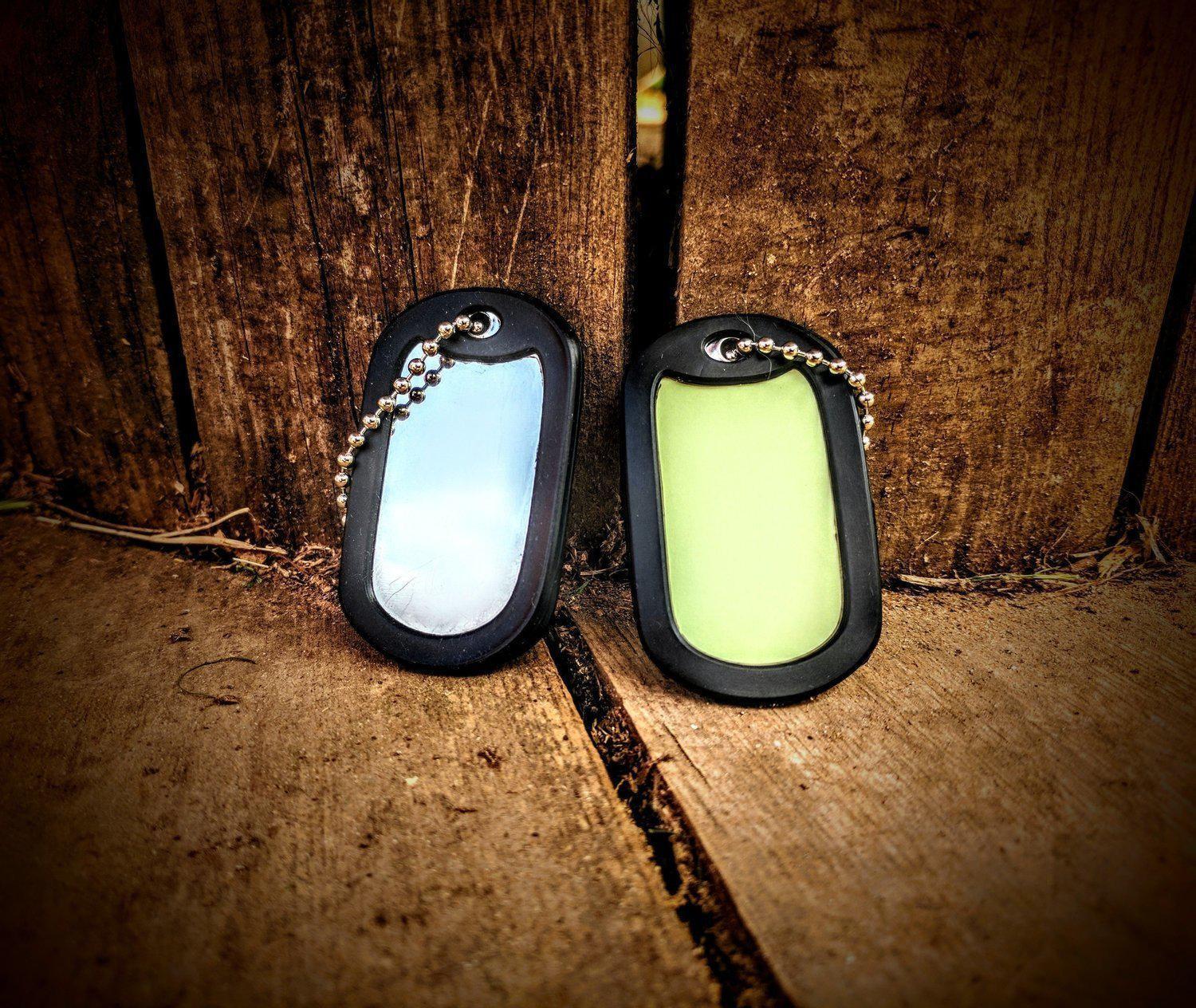 Wear an Emergency Signal around your Neck: Reflective and Glow in the Dark Dog Tag